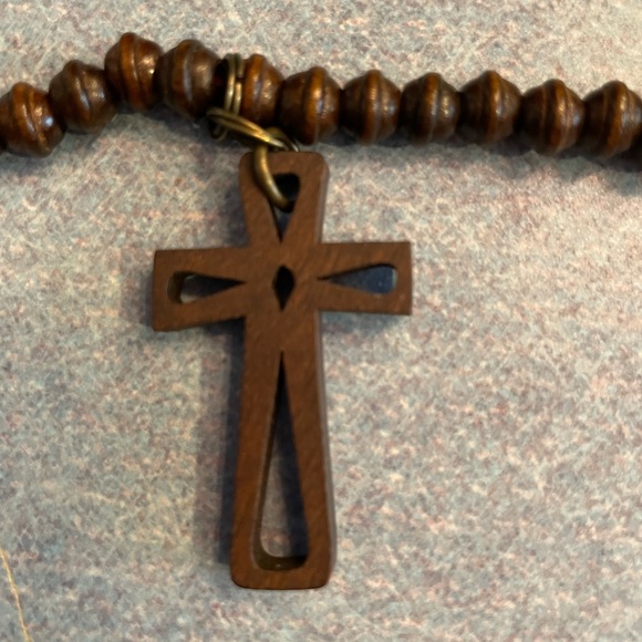 Necklace - Picture 2 of 4